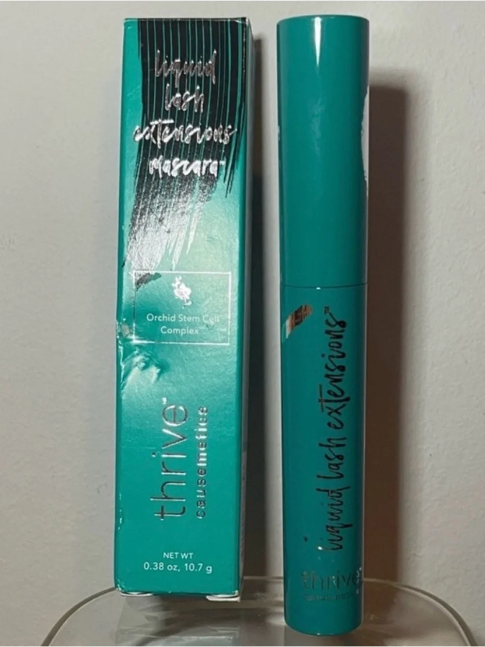 thrive causemetics Liquid Lash Extensions Mascara — in Brynn rich black